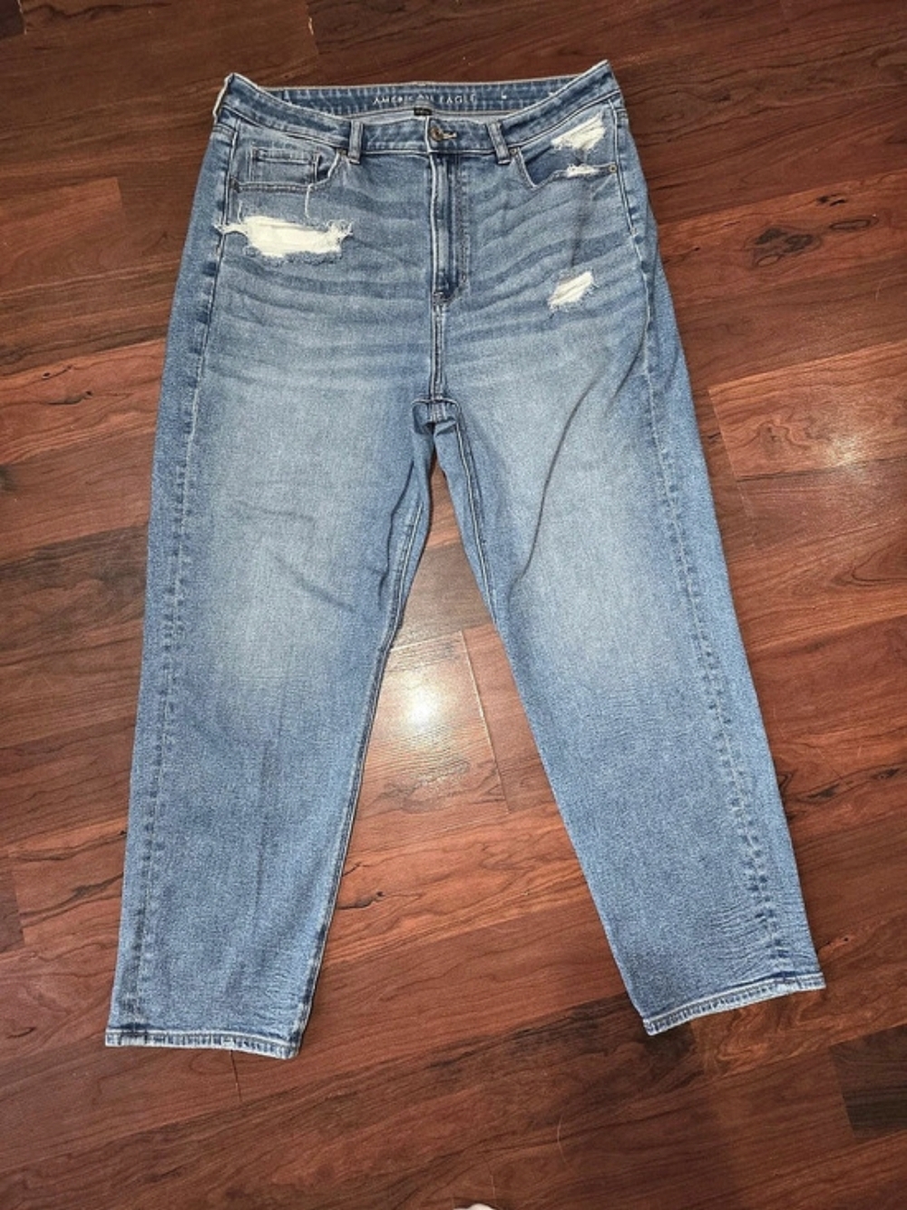 American Eagle Mom Straight Jeans Size 16